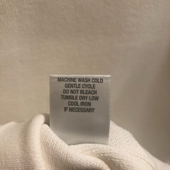 NWOT DRESSBARN TOP - Picture 5 of 5